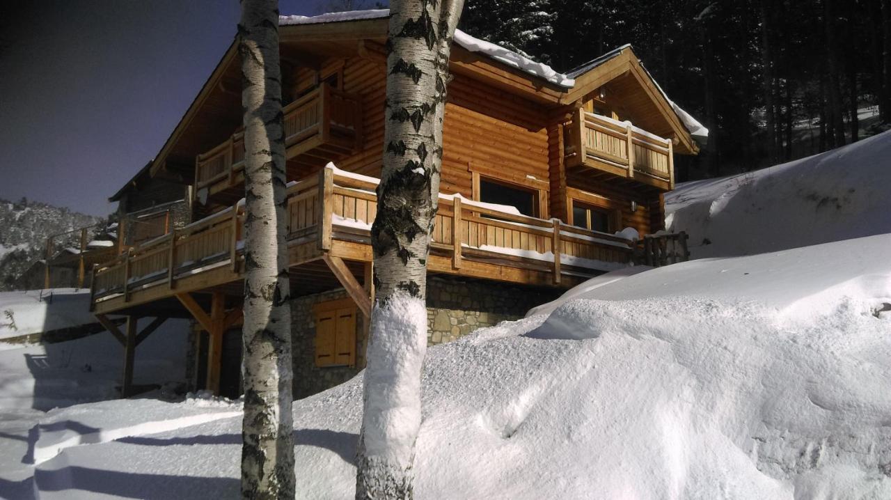 Appartement indépendant dans un beau chalet Egat Esterno foto
